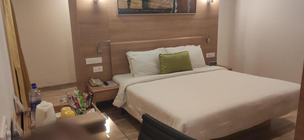 Lemon Tree Hotel Coimbatore Extérieur photo