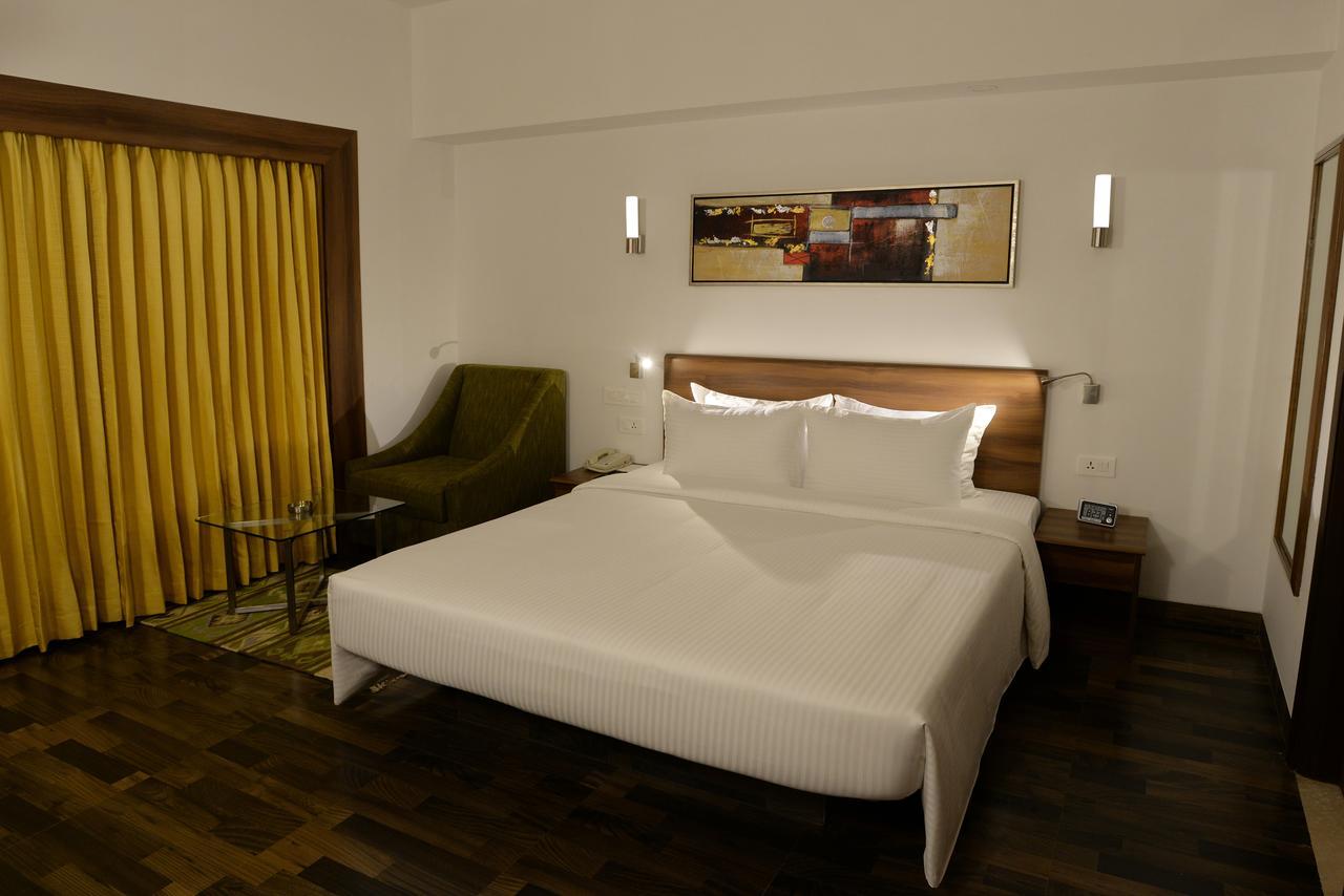Lemon Tree Hotel Coimbatore Extérieur photo