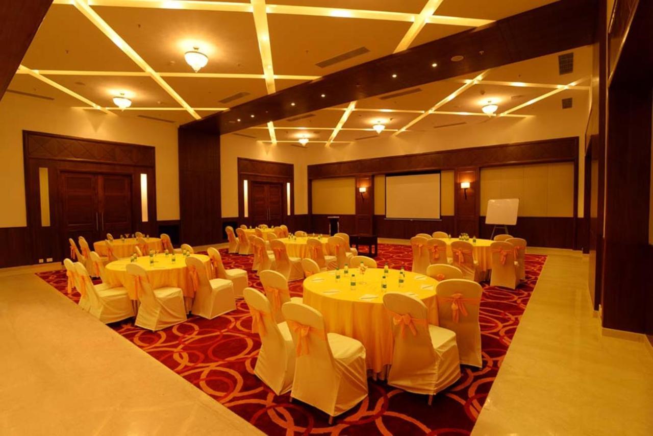 Lemon Tree Hotel Coimbatore Extérieur photo