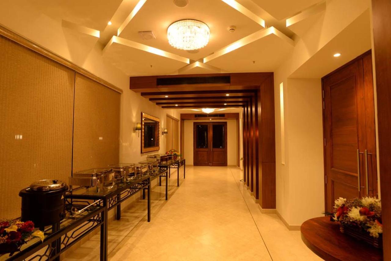 Lemon Tree Hotel Coimbatore Extérieur photo